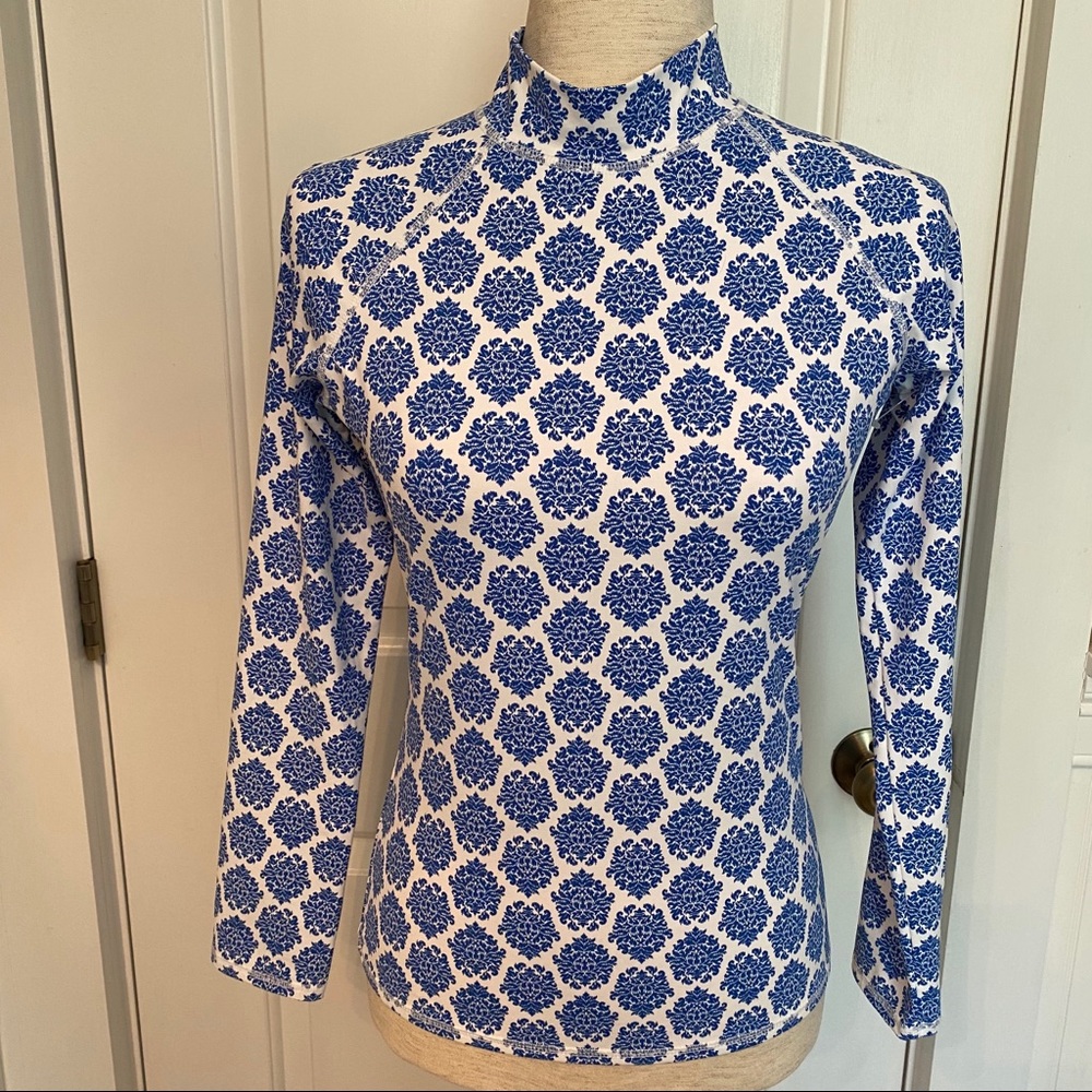 GARNET HILL TOP SWIM RASH GUARD BLUE WHITE NEW Size XS LONG SLEEVE